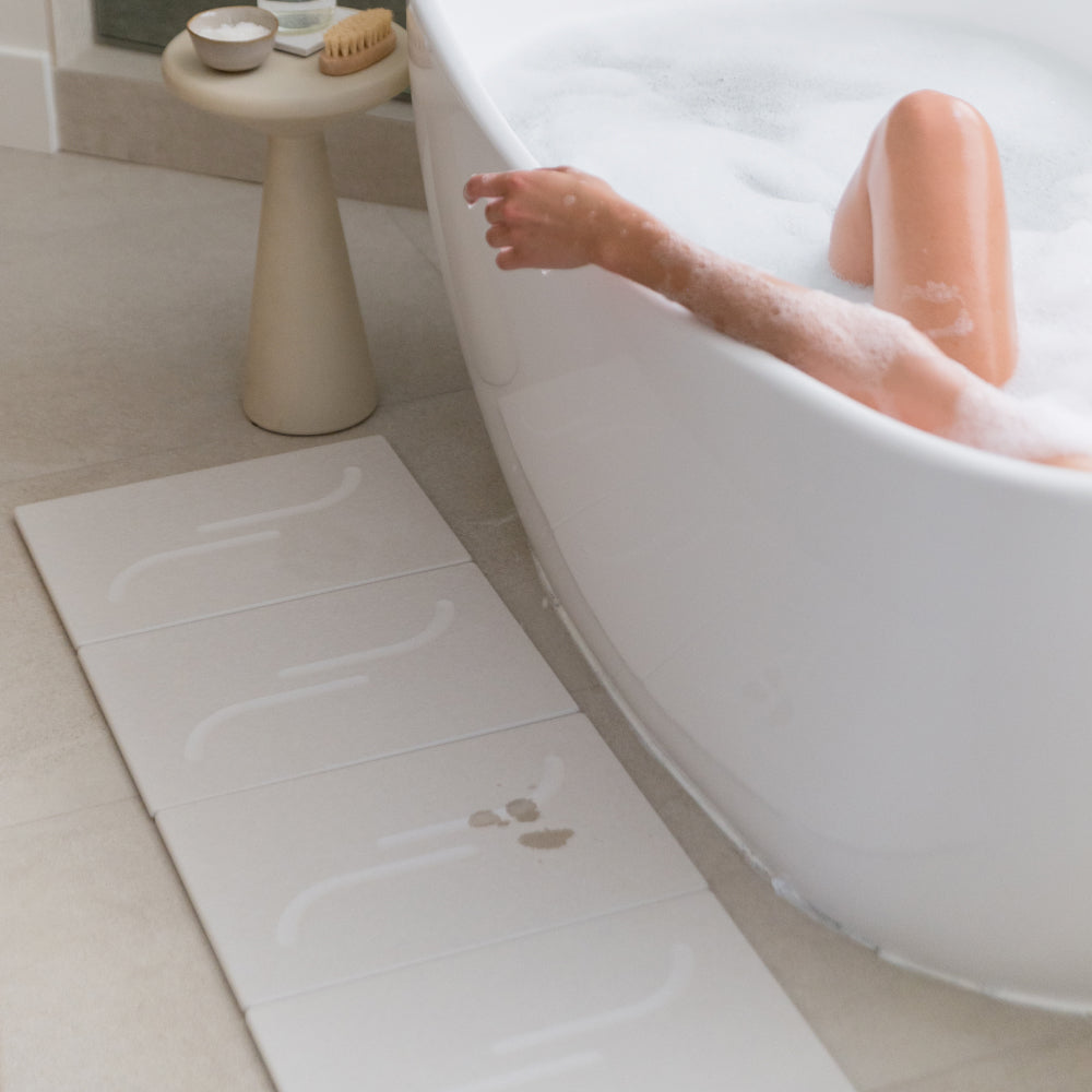 large bath stone - arch, sandstone color, in bathroom - Dorai Home