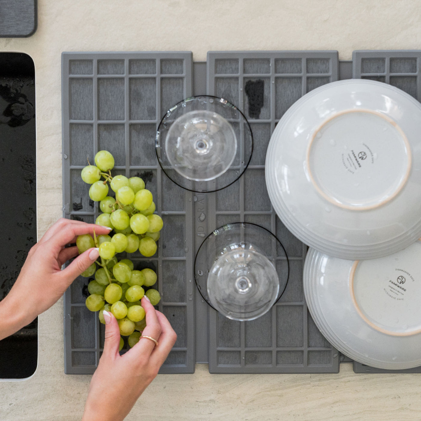 Slate Ridge Dish Pad with produce and dishes drying quickly. 