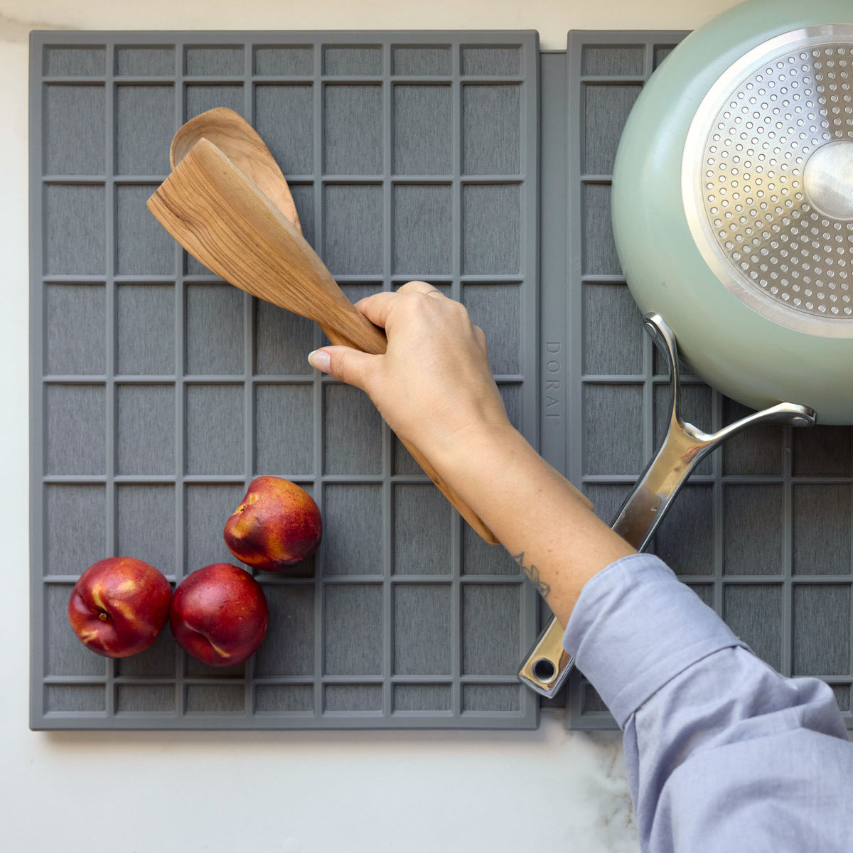 Slate Large Ridge Dish Pad with produce and dishes drying quickly. 