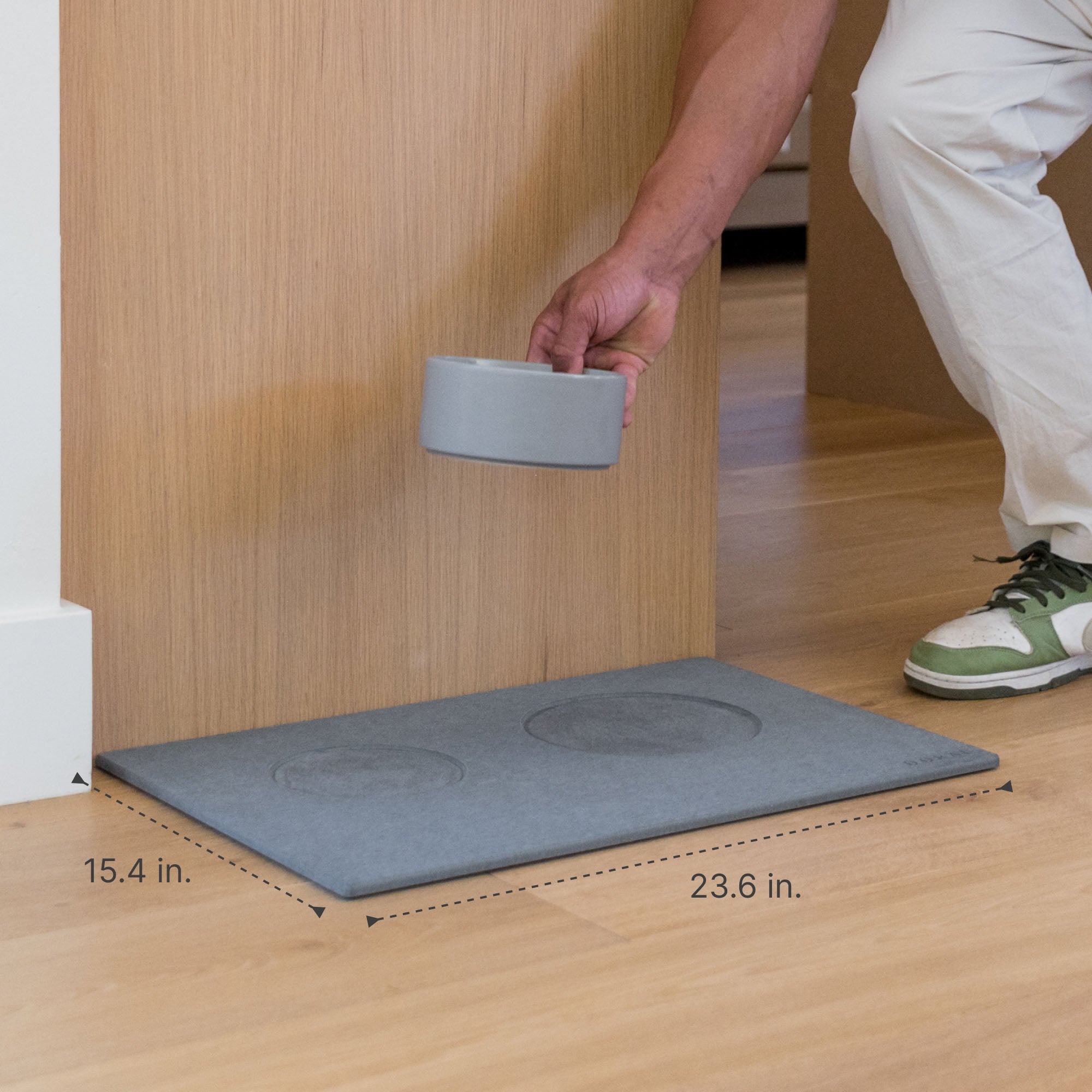 Dog Food and Water Stone Base: 15.4" x 23.6"